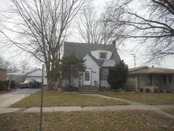 Pre-foreclosure in  S SACRAMENTO AVE Evergreen Park, IL 60805