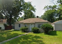 Pre-foreclosure in  LINDENWOOD DR Danville, IL 61832