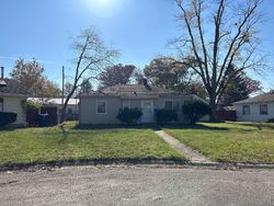 Pre-foreclosure in  LINDENWOOD DR Danville, IL 61832