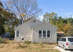 Pre-foreclosure in  N STERLING ST Streator, IL 61364