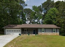 Pre-foreclosure in  COUNTRY LANE DR NE Conyers, GA 30012