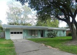 Pre-foreclosure Listing in CRESTVIEW DR HITCHCOCK, TX 77563