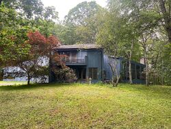 Pre-foreclosure in  WINDING BROOK RD Newtown, CT 06470