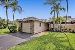 Pre-foreclosure in  NW 87TH DR Pompano Beach, FL 33065