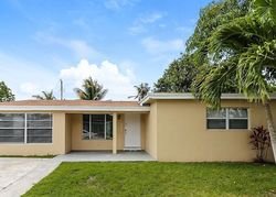 Pre-foreclosure in  NW 29TH TER Fort Lauderdale, FL 33311