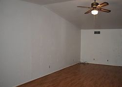 Pre-foreclosure in  S 17TH WAY Phoenix, AZ 85042