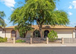 Pre-foreclosure in  E WINCHCOMB DR Scottsdale, AZ 85254