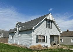 Pre-foreclosure in  CLAREMONT AVE Evansville, IN 47712