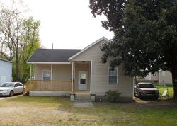 Pre-foreclosure in  MARYLAND ST Columbia, SC 29201