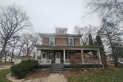 Pre-foreclosure in  3RD ST NW Faribault, MN 55021