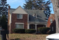 Pre-foreclosure in  MARK TWAIN ST Detroit, MI 48235
