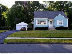 Pre-foreclosure in  BEECH RD Enfield, CT 06082
