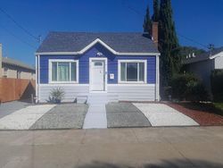 Pre-foreclosure in  107TH AVE Oakland, CA 94603