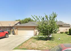 Pre-foreclosure in  E ROBIN AVE Visalia, CA 93291
