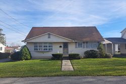 Pre-foreclosure Listing in BEECH ST HOLLIDAYSBURG, PA 16648