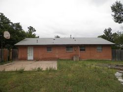 Pre-foreclosure in  NW 42ND ST Lawton, OK 73505