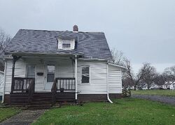  Roberts Ave Nw, Warren OH