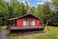 Pre-foreclosure in  LOGGERS TRL Old Forge, NY 13420