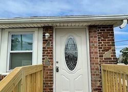 Pre-foreclosure in  HIGHLAND AVE Keansburg, NJ 07734