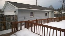 Pre-foreclosure in  N HARPER RD Waukegan, IL 60087