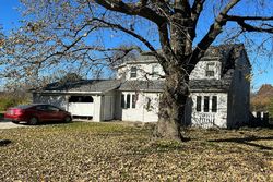 Pre-foreclosure in  US HIGHWAY 150 Goodfield, IL 61742