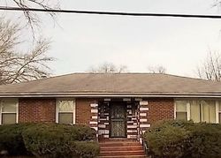 Pre-foreclosure in  S 4TH AVE Maywood, IL 60153