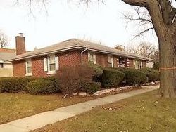 Pre-foreclosure in  S 4TH AVE Maywood, IL 60153