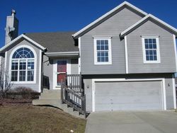 Pre-foreclosure Listing in W 209TH ST SPRING HILL, KS 66083