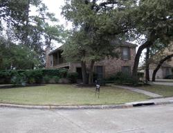 Pre-foreclosure in  OLD LODGE DR Houston, TX 77066