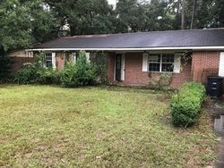 Pre-foreclosure in  MUNSON LANDING RD Tallahassee, FL 32305