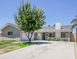 Pre-foreclosure in  PESANTE RD Bakersfield, CA 93306