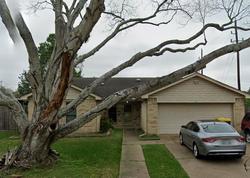 Pre-foreclosure in  SOUTHDOWN DR Pearland, TX 77584