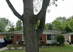 Pre-foreclosure in  MOULIN AVE Madison Heights, MI 48071