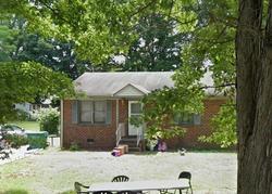 Pre-foreclosure in  EVERGREEN AVE Richmond, VA 23223