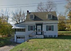 Pre-foreclosure in  COTTAGE LN Monroeville, PA 15146
