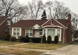 Pre-foreclosure in  GRANDVILLE AVE Detroit, MI 48228