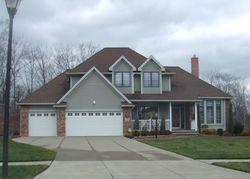 Pre-foreclosure in  LITCHFIELD DR Cleveland, OH 44143