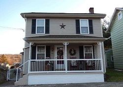 Pre-foreclosure in  W MCCLURE ST New Bloomfield, PA 17068