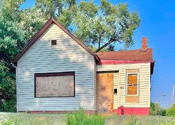 Pre-foreclosure in  S GRISWOLD ST Peoria, IL 61605