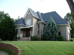 Pre-foreclosure in  GARNET VALLEY DR Inman, SC 29349