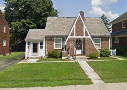 Pre-foreclosure in  W LINCOLN ST Easton, PA 18042