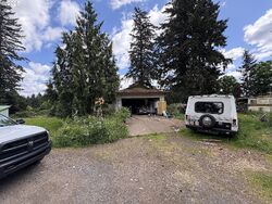 Pre-foreclosure in  NE 8TH ST Camas, WA 98607