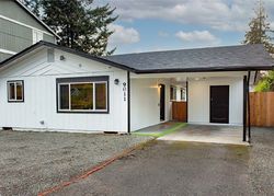 Pre-foreclosure in  WASHINGTON BLVD SW Lakewood, WA 98498