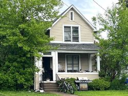 Pre-foreclosure in  20TH AVE Kenosha, WI 53143