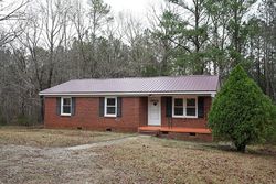 Pre-foreclosure in  DIXIE AVE Bradley, SC 29819