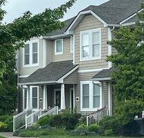 Pre-foreclosure in  TOWNE SQUARE PARK UNIT 1103 Lexington, KY 40511