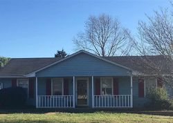 Pre-foreclosure in  CREST DR Inman, SC 29349