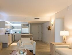 Pre-foreclosure in  24TH ST  Miami Beach, FL 33139