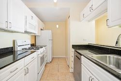 Pre-foreclosure in  5TH AVE H New York, NY 10026