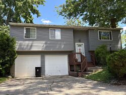 Pre-foreclosure in  EXETER PL Maineville, OH 45039